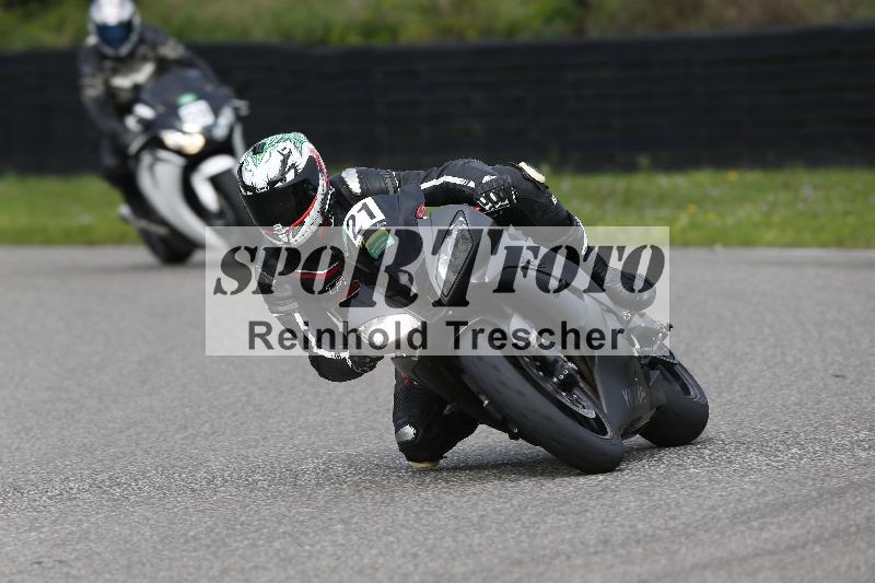 /53 16.09.2025 Track Day Domi Aegerter ADR/Gruppe gruen/21
